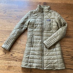 Patagonia Women's Radalie Parka Green Size S